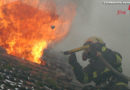 Bayern: Wohnhaus-Dachstuhl in Wadbüttelbrunn im Vollbrand