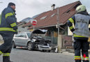 Oö: Verletzter bei Pkw-Kollision mit Betonpfeiler in Bad Ischl