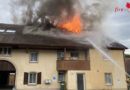 Schweiz: Dachstuhlbrand bei Mehrfamilienhaus in Küttigen