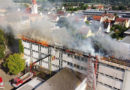 Stmk: Großbrand in Schule in St. Marein → 500 bis 600 m² und mehr nach Flämmarbeiten in Flammen