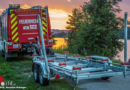 D: Havarierte Motorjacht trieb im Rhein → Feuerwehr sicherte Schiff