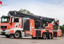 D: 45 Meter Teleskopmastbühne der Freiburger Berufsfeuerwehr