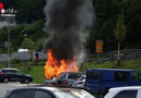 D: Mehrere Pkw brennen auf Supermarktparkplatz in Plettenberg