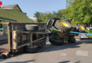 Bgld: Traktor samt Anhänger in Rudersdorf umgestürzt