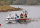 D: Feuerwehr bringt geklautes und ausgeschlachtetes Sportboot zurück