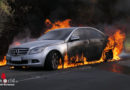 D: Mercedes steht in Dortmund in Flammen