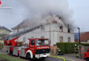 D: Feuer in zweigeschossigem Vierfamilienhaus in Riedelberg