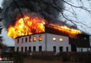 D: Abgelegener Bauernhof in Arpsdorf in Vollbrand