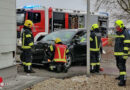 Oö: Pkw kracht in Attnang-Puchheim gegen Haus