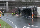 D: Gefahrgut-Lkw bei Bochum in Kurve umgestürzt