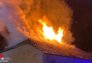 D: Schaum-Einsatz bei Dachstuhlbrand in Xanten