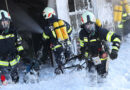 Oö: Brand im Garagen- sowie Werkstättenbereich eines alten Bauernhofes in Adlwang