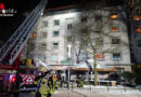 D: Feuer in einem mehrgeschossigen Wohn- und Geschäftshaus in der Bochumer Innenstadt