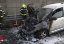 Oö: Auto auf Westautobahn bei Vorchdorf in Flammen aufgegangen