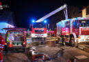 Oö: Zimmerbrand in Mehrfamilienhaus in Altmünster → drei Verletzte