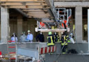 D: Zwei Bauarbeiter in Bonn unter tonnenschwerer Betonplatte verschüttet → zeitaufwendiger & langer Rettungseinsatz