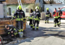 Nö: Hydrauliköl-Verlust sorgt für stundenlangen Feuerwehreinsatz in Ernsthofen