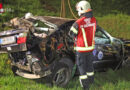 Oö: Auto in Gschwandt in Auffangbecken überschlagen