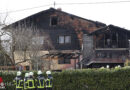 Oö: Gartenhüttenbrand erfasst Hausfassade in Neukirchen am Walde → Alarmstufe-II-Einsatz