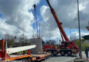 D: Feuerwehr richtet 16 Tonnen schweres Betonfertigteil auf Sattelzug in Recklinghausen wieder zurecht