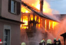 Schweiz: Brennendes Gewerbegebäude in Uster