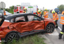 Oö: Kreuzungsunfall mit mehreren beteiligten Fahrzeugen in Asten