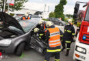 Oö: Eingeschlossene Lenkerin bei Auto-Seitenkollision in Steinhaus bei Wels