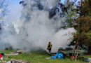 D: Brennende Gartenhütte am Pfingstsonntag in Weil der Stadt