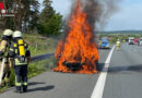 D: Vollbrand eines Pkw am Standstreifen der A 2 bei Helmstedt