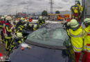 D: 19-Jährige bei Unfall in Dortmund eingeklemmt und von Feuerwehr befreit