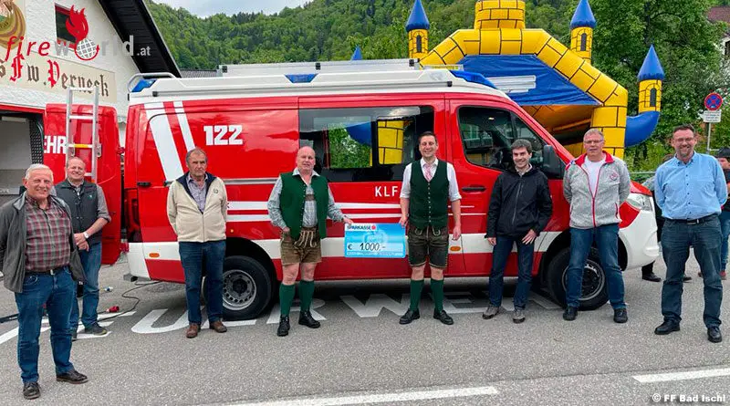 Eisschützen unterstützen die Feuerwache Perneck