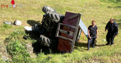 Traktor Überschlag - 9-Jähriger schwer verletzt