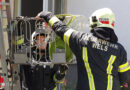 Oö: Küchenbrand in Wels → Mieter durch Feuerwehrmann als Ersthelfer aus Brandwohnung gerettet