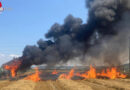 Nö: Rundballenpresse und Feld in Judenau-Baumgarten in Flammen