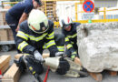 Oberösterreich-Premiere: 33 Feuerwehrmitgieder legen in Schwanenstadt neue Truppführer-Prüfung ab