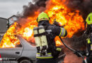 Ktn: Zwei brennende Autos und mehrere Verletzte bei Pkw-Unfall auf der B 100 in Sachsenburg