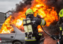 Vbg: Zwei Pkw brennen nach Kreuzungsunfall in Bregenz