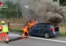 D: Auto brennt auf der BAB 535 nahe Autobahnauffahrt Velbert-Tönisheide