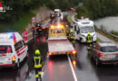 Oö: Aufräumarbeiten nach Pkw-Wohnmobil-Unfall auf der B145 in Bad Ischl