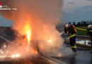 Nö: Vollbrand eines Minis auf Rampe zur Südostautobahn in Guntramsdorf / Wiener Neudorf