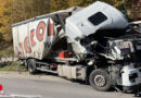 Oö: Lkw kollidiert in Frankenmarkt mit Pkw und weiteren Lkw → eine Person eingeklemmt