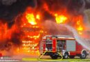 D: Abschleppfirma in Flammen → Großbrand in Wenden → Gebäudekomplex brennt nieder