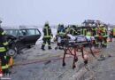 D: Eingeklemmte Person nach Unfall in Gäufelden von Feuerwehr befreit