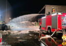 D: Lagerhalle von Entsorgungsfirma in Langenfeld abgebrannt