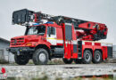 Außergewöhnliche Drehleiter auf Mercedes-Benz Zetros 3342 für die Feuerwehr Lettland