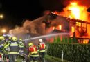 Nö: Wohnhaus-Vollbrand in dicht verbauter Siedlung in Muckendorf → 110 Kräfte im Einsatz