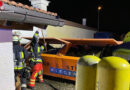 Bayern: Brennender Grüngutcontainer am Leichenhaus in Tittmoning