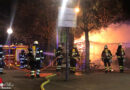 Bayern: Imbissstand beim U-Bahnhof Fürstenried West in München in Vollbrand