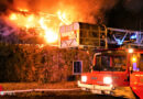 D: Dachstuhl eines Fachwerkgebäudes in Celle in Flammen