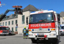 Nö: Drehleiter-Assistenz-Einsatz bei medizinischem Notfall in Laxenburg